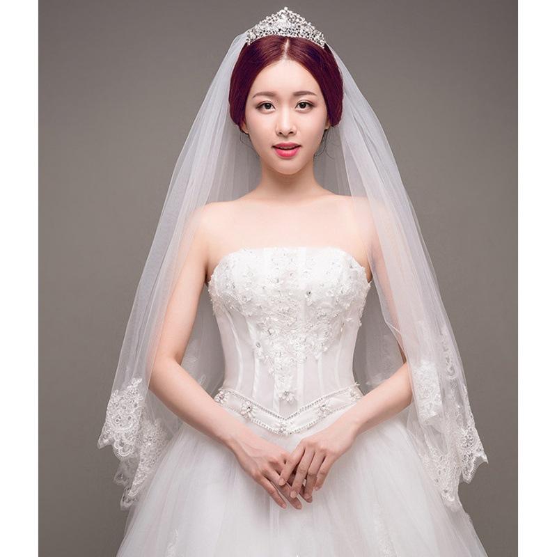 Wedding Veil, Double Layered, with Hair Comb, Exquisite Sequined Lace Lace Veil, Bridal Photo Styling Veil In the Studio