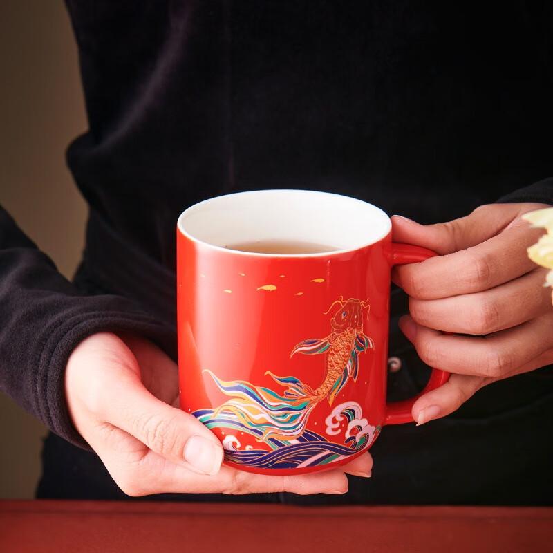 SX Nationaler Trend Koi Keramiktasse Geschenkbox