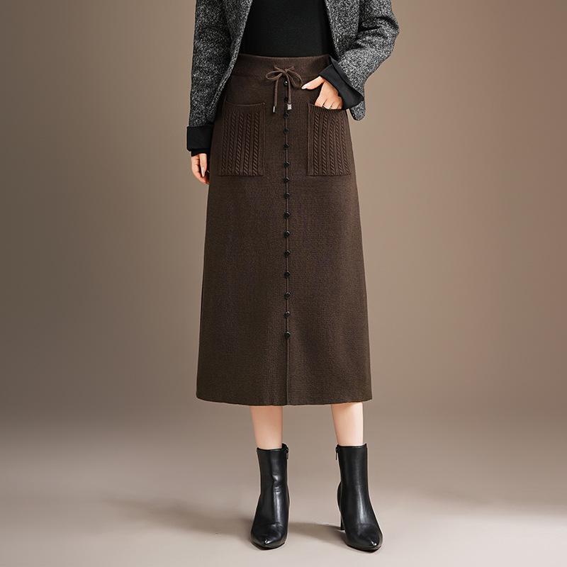 Women's Slimming Wool Knit Midi Skirt: A-Line, Hip-Hugging Winter Fashion 2025