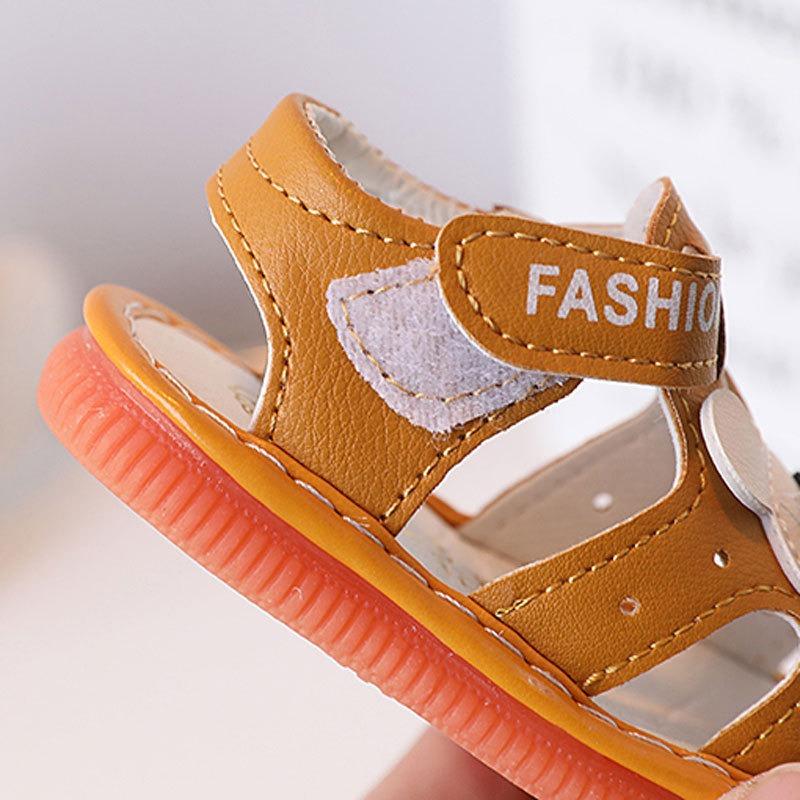 Baby Sandals for Summer, Boys and Girls Shoes 0-1-2 Years Old, Infant Soft-Soled Walking Squeaky Shoes.