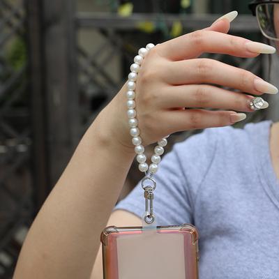 Multifunktionales Perlen-Lanyard Telefon-Crossbody-Kettenriemen Ersatz-Handy-Handgelenkschlaufen Halsketten-Charme-Kette mit Patch