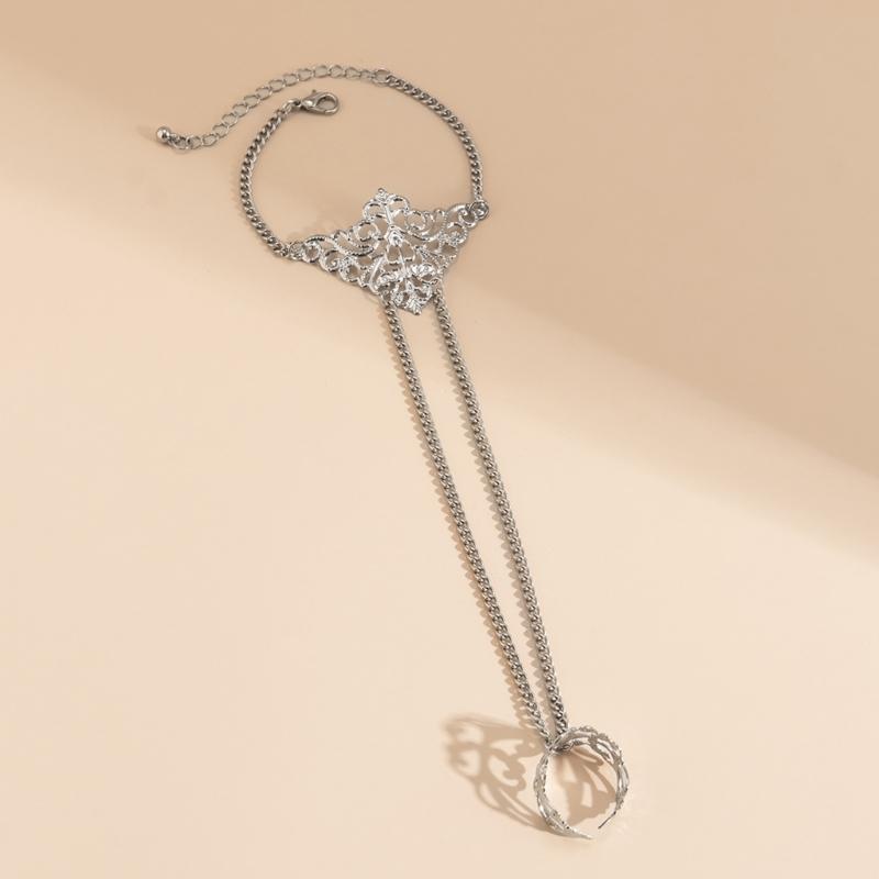 Punk Chain Link Wrist and Fingers Bracelets for Women Gothic Charm Hand Chains Jewelry Fashion Bracelets Accessories
