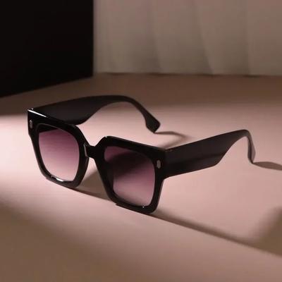 Vintage Classic Square Sunglasses For Women Men Retro Stylish Minimalist Fashion Female Male