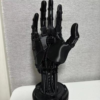 Cyberpunk Black Mechanical Hand Desktop Stand Game Controller Holder Ring Display Rack Photography Prop Home Decor Gift