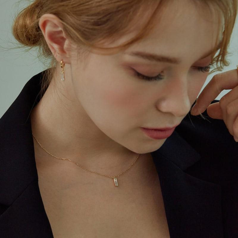 Shertz Square Crystal Pendant Necklace (14k)