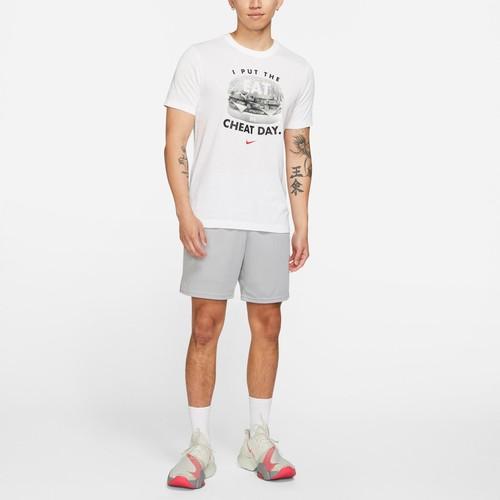 Nike Herren Retro Grafikprint Kurzarm-T-Shirt in Weiß