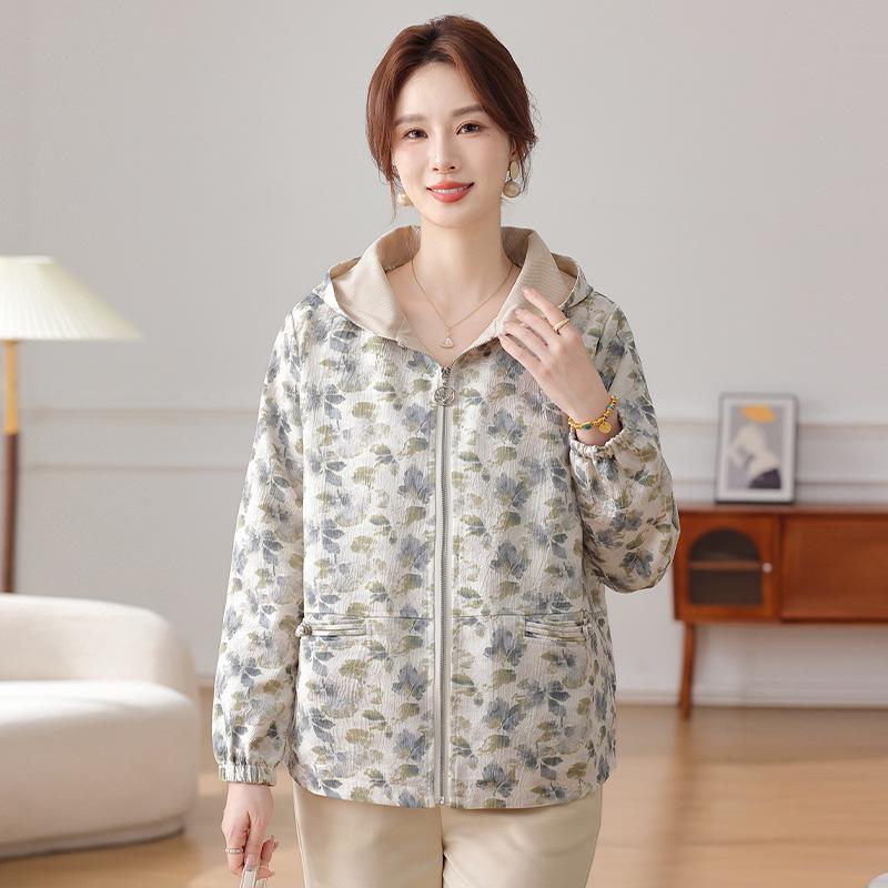 

Mom s Spring/Autumn Stylish Jacket: Trendy, Lightweight Top for Middle-Aged Women 2026 XL [Up to 105 kg]