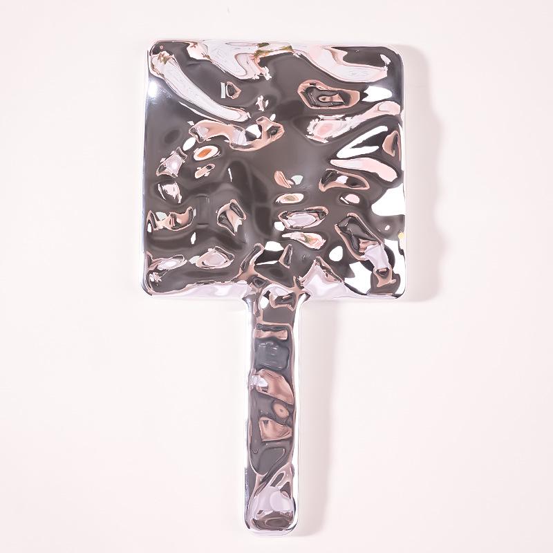 

Портативное ручное настольное зеркало с пластиковой ручкой для макияжа и салона красоты 10x19 cm