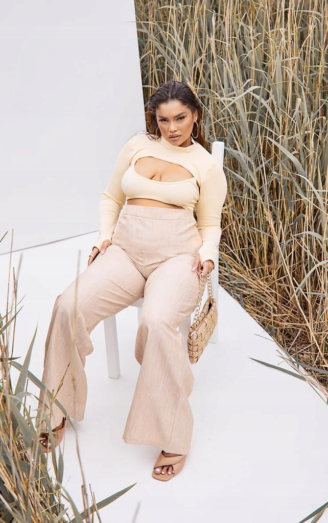 Prettylittlething Plus Bluzka Beżowa Xl 1Z5G1_B*