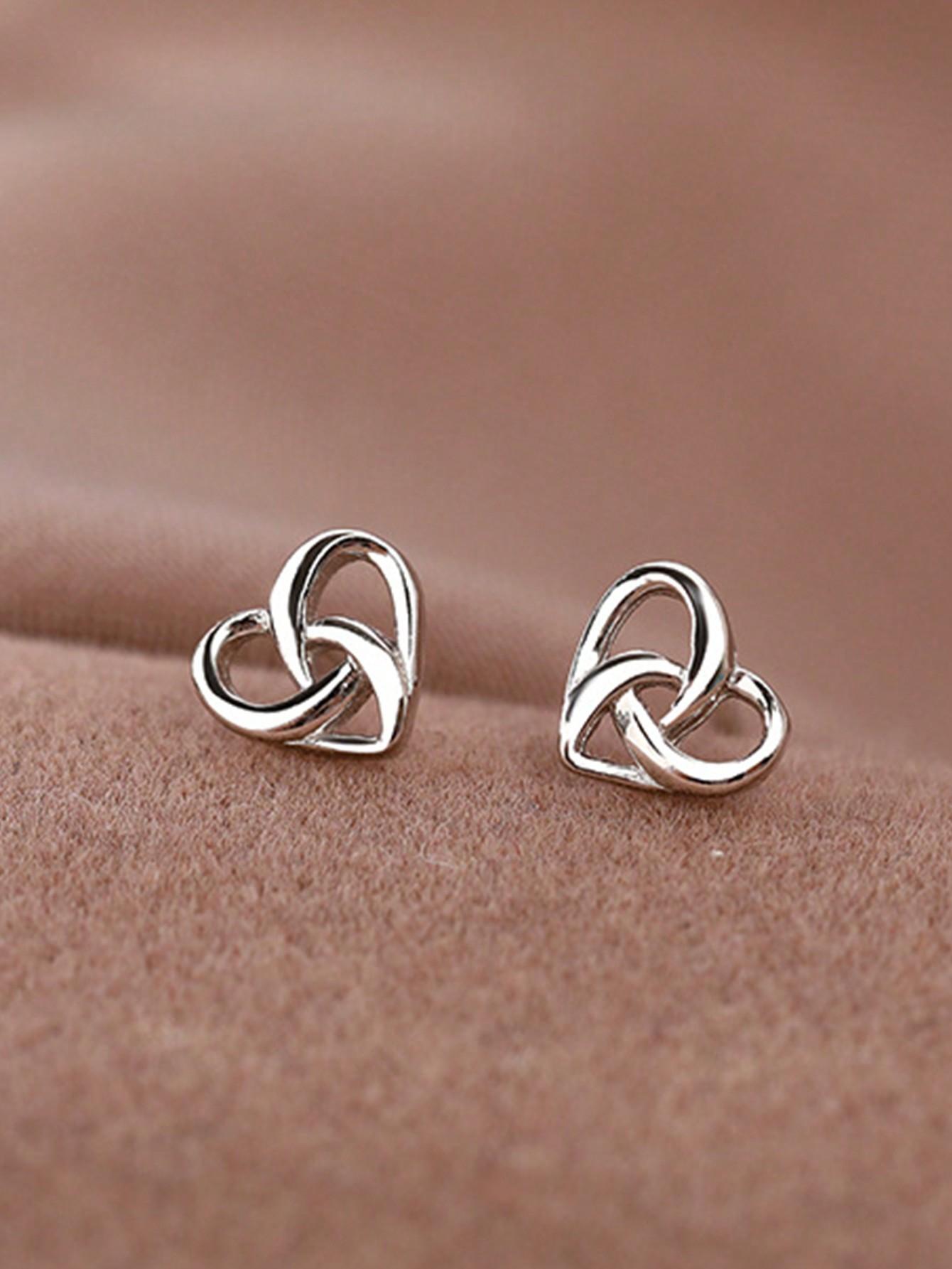 

1 пара Элегантные и простые плетеные серьги-гвоздики в форме маленьких сердечек на День святого Валентина one-size