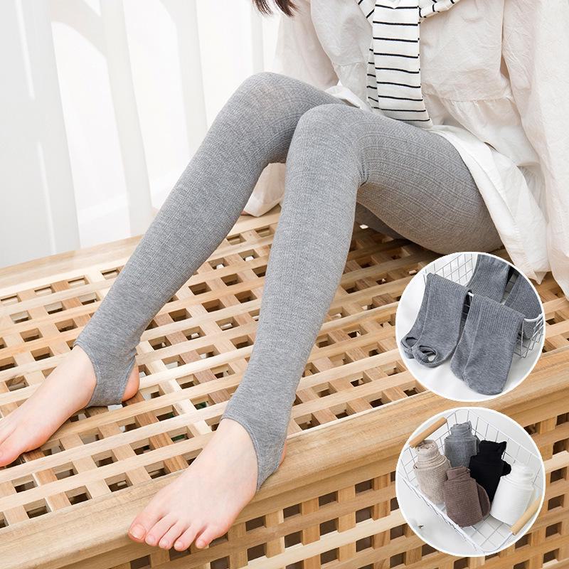 Girls' Spring & Autumn Solid Color Twisted Leggings with Step-on Cotton Dance Socks