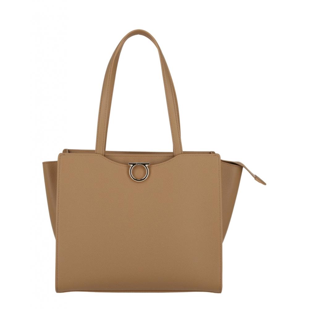 

Salvatore Ferragamo Gemini Leather Shoulder Bag Camel