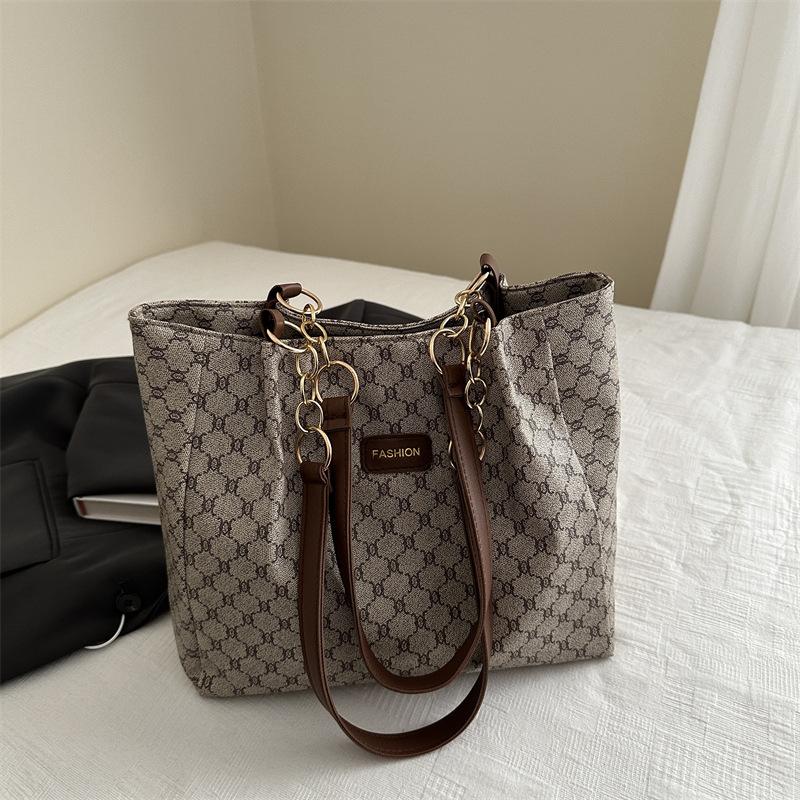 

Весна новая ретро мода с принтом на плечо сумка под мышкой для поездок на работу большая вместимость сумка-тоут высокое чувство повседневный серый