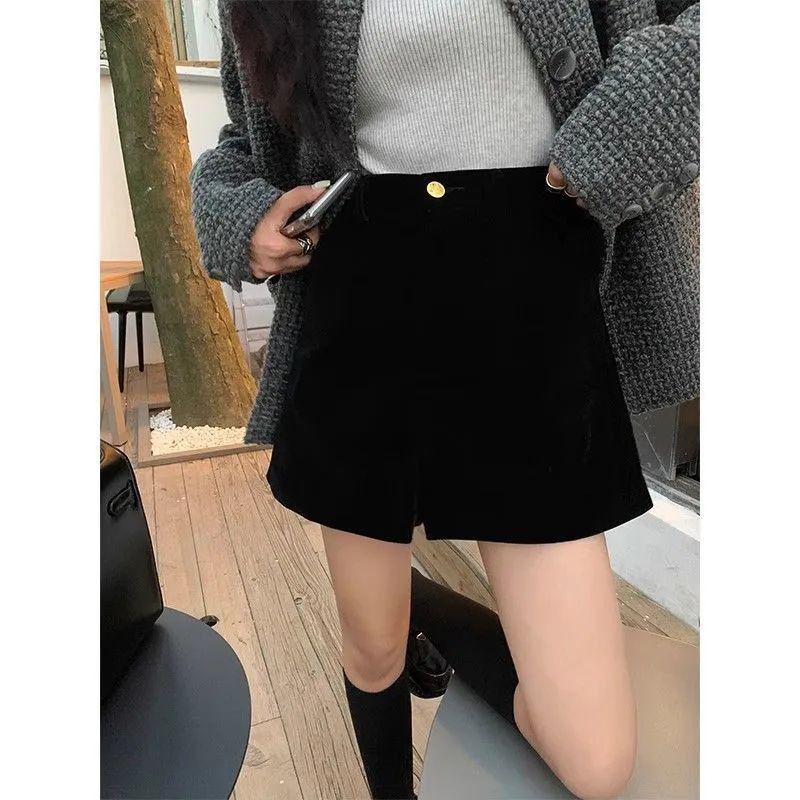 2025 Gold Velvet High Waist A-line Bootcut Shorts for Petite Sizes
