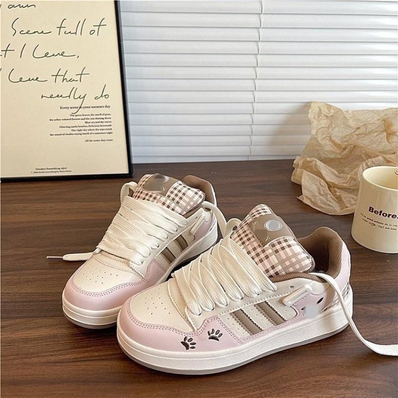 Campus Style Little White Shoes Women's Autumn New Breathable Board Shoes Versatile Students with Skirts Bread Shoes