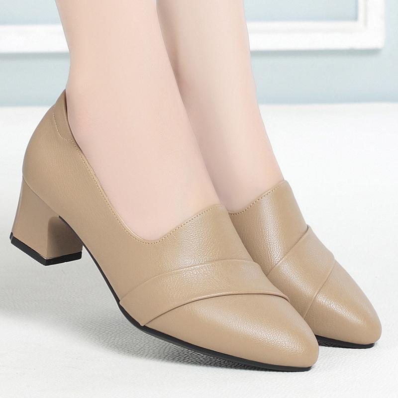 

Новые женские туфли-лодочки для женщин среднего возраста из искусственной кожи на мягкой подошве, нескользящие, из натуральной кожи, повседневные, весна 2025, нескользящие, на среднем каблуке, одинарные туфли 37(Foot23.5cm)