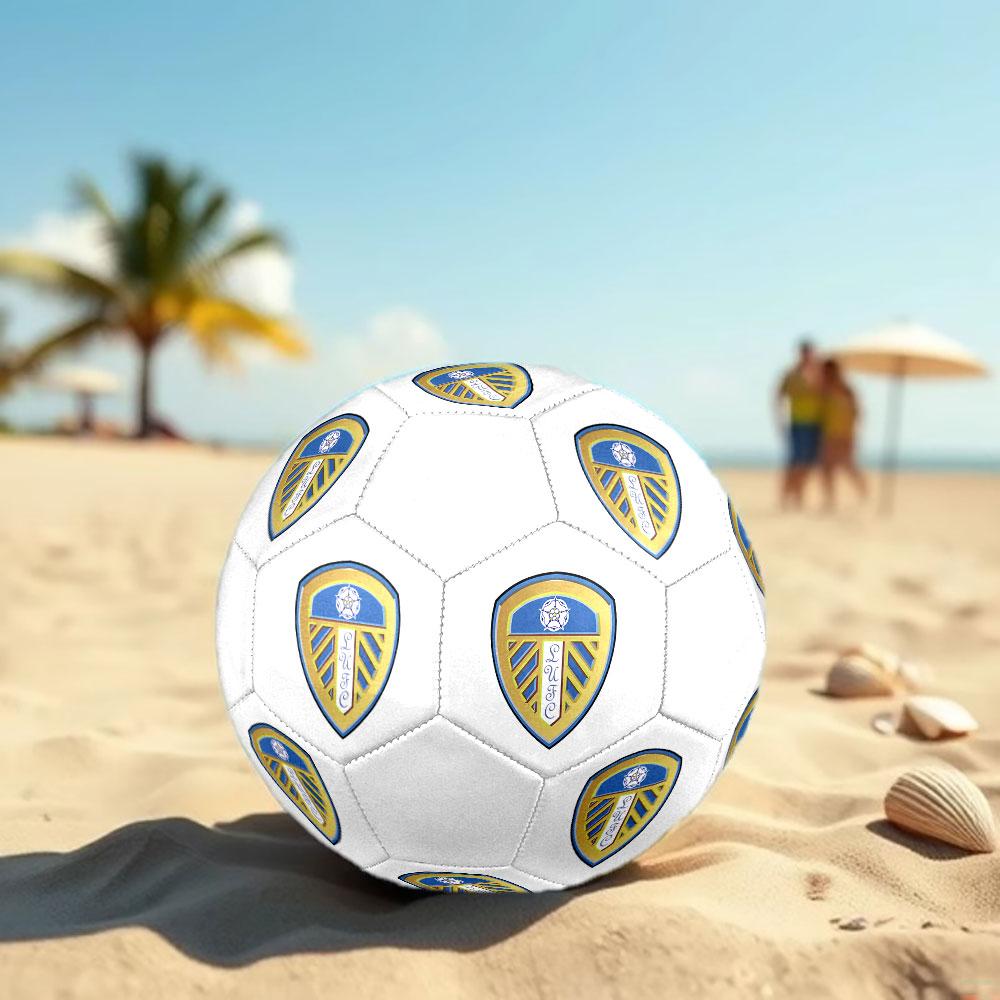 Leeds United AFC Größe 5 Fußball, Maschinengenähtes PVC, Langlebig & Hoher Rückprall, Für Alle Altersgruppen, Fanartikel, Spiele & Außenbereich.