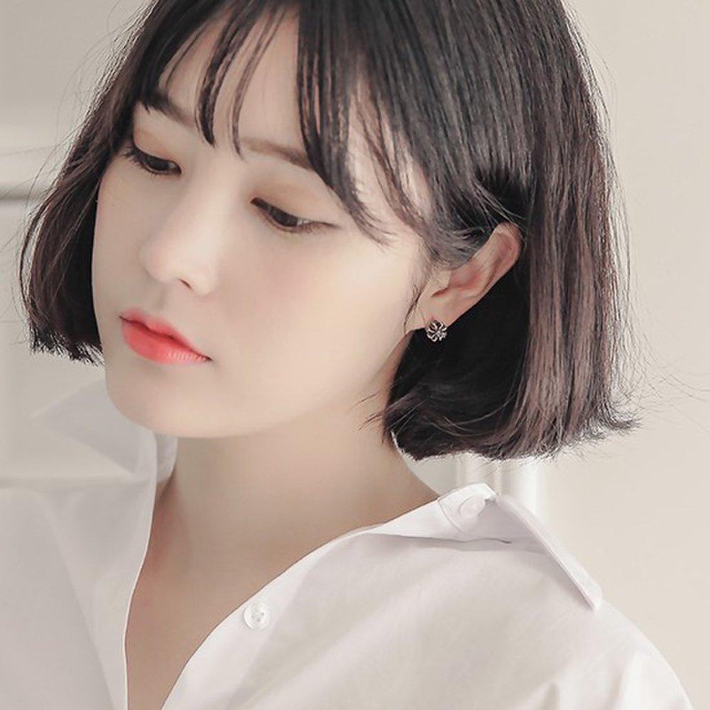 J.Lauren M02386 Clip Crown Onyx Silver Clothespin Earrings