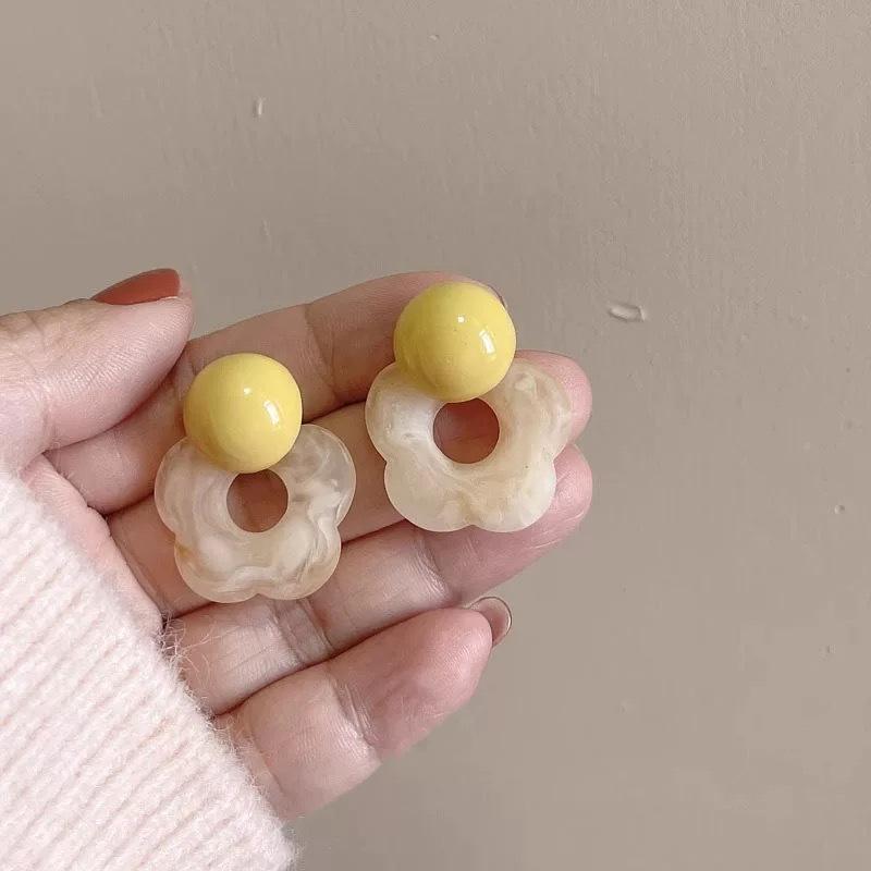 Super fairy yellow mesh earrings women's vacation style chiffon sweet stud earrings atmosphere seaside high-end color earrings