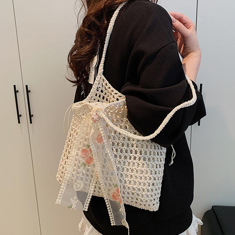 Summer Hollow Woven Shoulder Bags Women's New Casual Beach Bag Versatile Lace Design Commuting Shoulder Tote Bag AVE