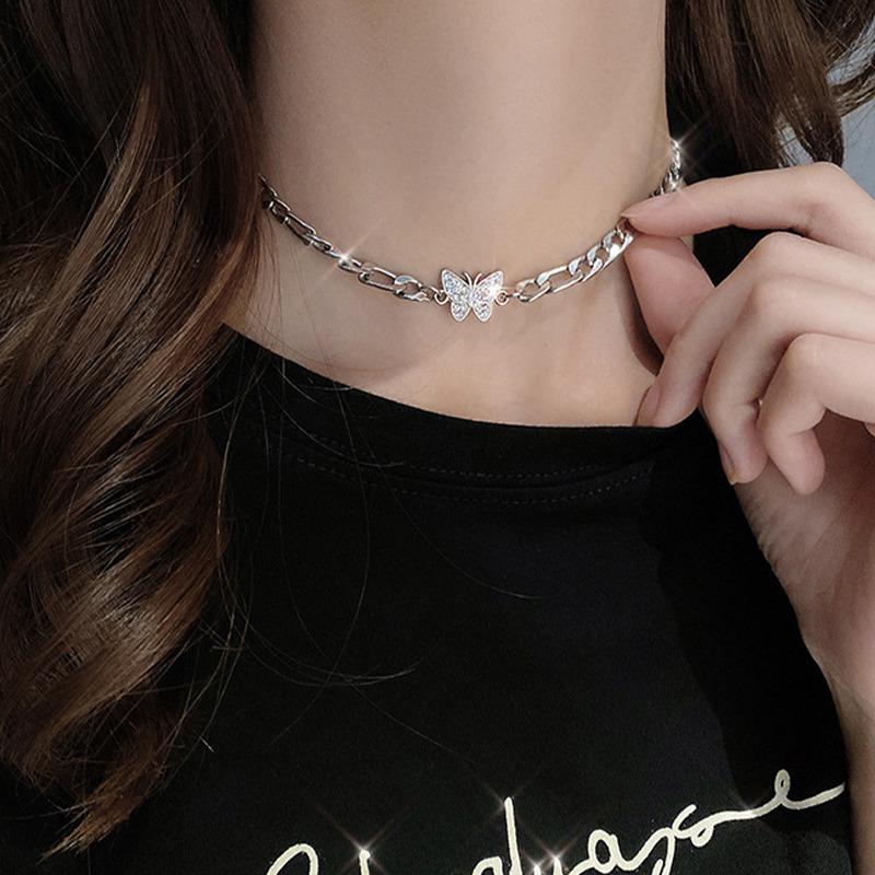 New Fashion Women Pendant Necklaces Fine Double Link Chain Metal Skeleton Monster Necklace Punk Jewelry Party Gift