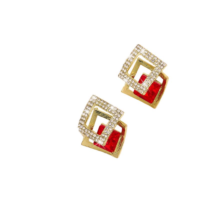 Retro Red Square Crystal Earrings - Niche Design with Modern Flair