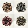 Spilla in chiffon con stampa leopardata