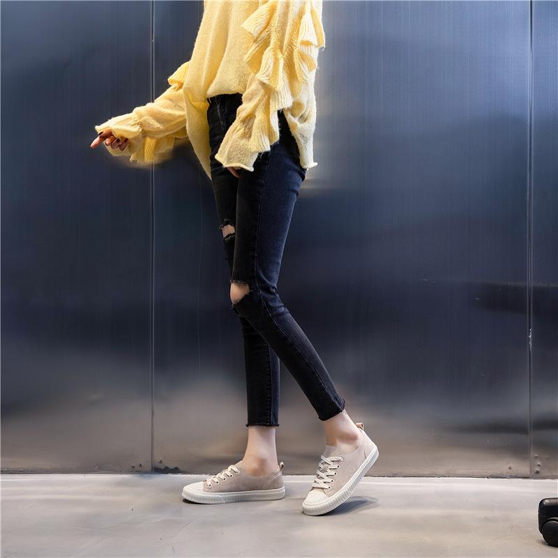 Spring 2025 new leather little white shoes women's flat-bottomed casual sports single shoes women's soft-soled women's shoes are trendy, comfortable