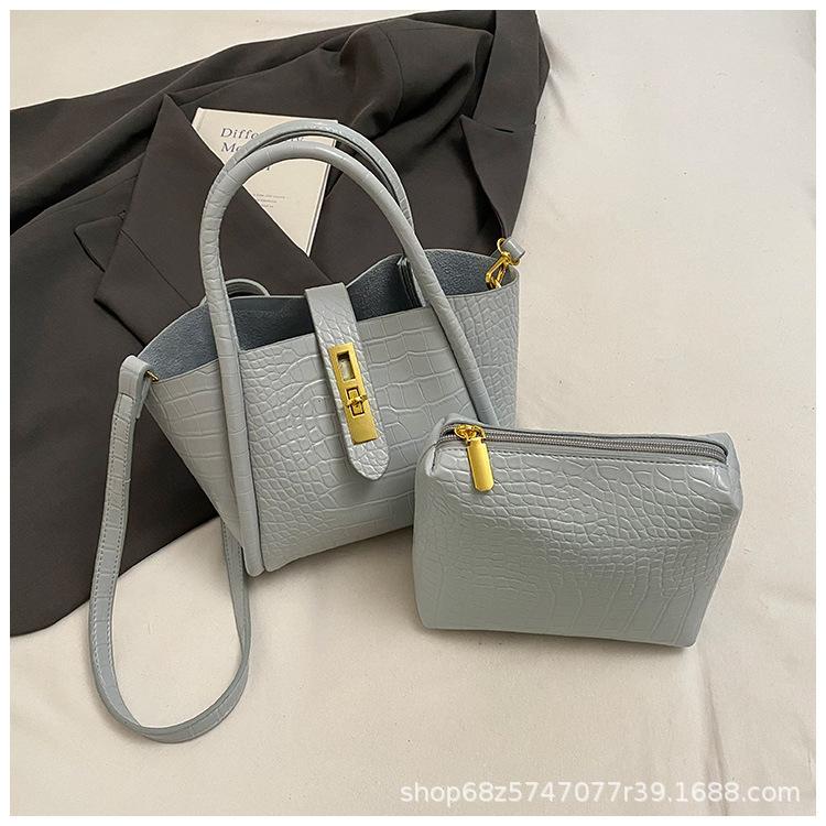 Crocodile pattern mother and child personalized commuter portable bucket bag 2025 new fashion casual simple shoulder bag crossbody women's bag