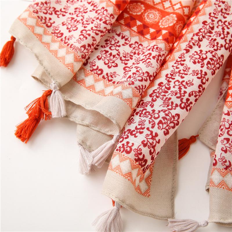 "Ethnic Style Cotton-Linen Sunscreen Shawl: Retro Floral Travel Scarf"