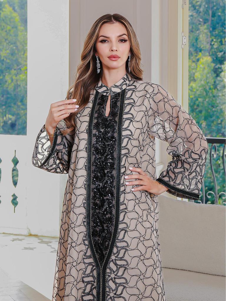 Elegant Middle Eastern Embroidered Long-Sleeve Abaya Evening Dress