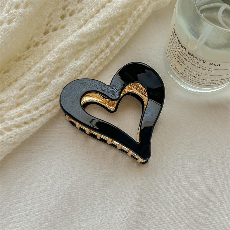 Korean Vintage Heart Hair Clip – Women's Chic Shark Clip for Volume and Updos