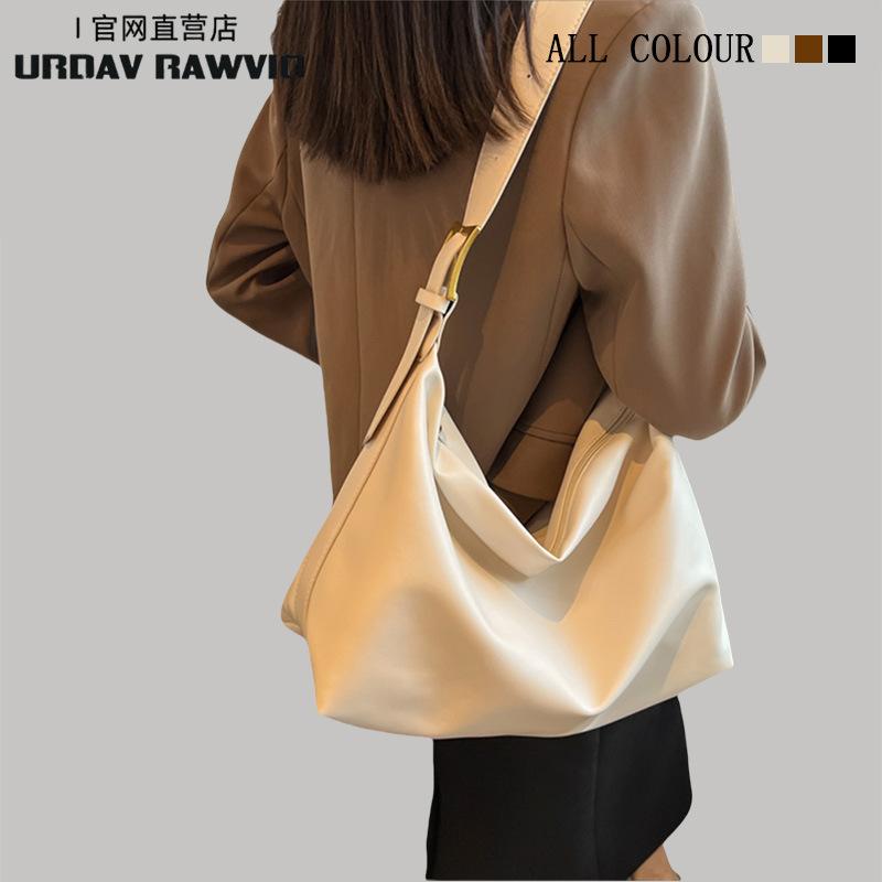 

new casual fashion high texture versatile soft leather large capacity messenger commuter shoulder messenger bag women