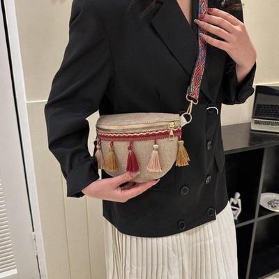 Ethnic Style Women's Waist Bag Fashionable Retro Tassel Small Bag Women's Fashion
