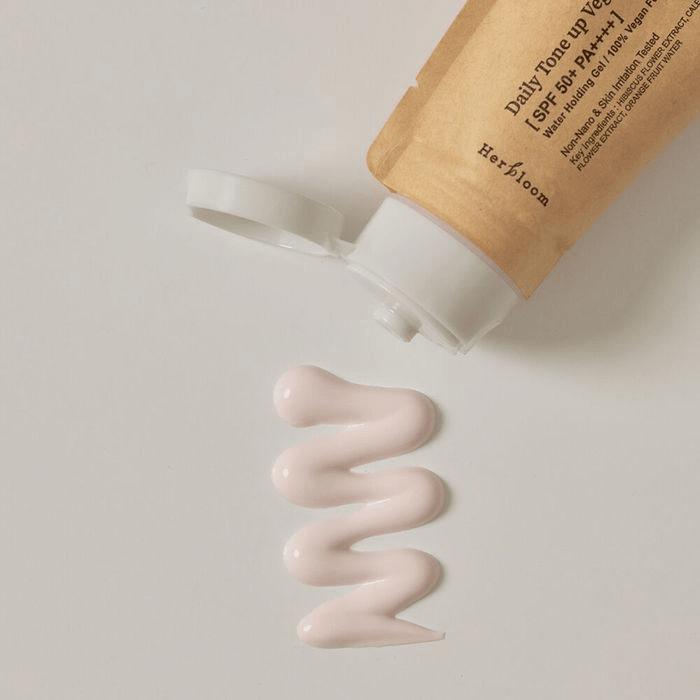 Herbloom קרם הגנה יומי וגאנ טון טבעוני SPF 50+ PA++++ 50 מ"ל