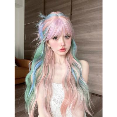 Perucas sintéticas multicoloridas de arco-íris iridescentes de 28 polegadas com franja longa peruca de cabelo ondulado natural para mulheres cosplay resistente ao calor
