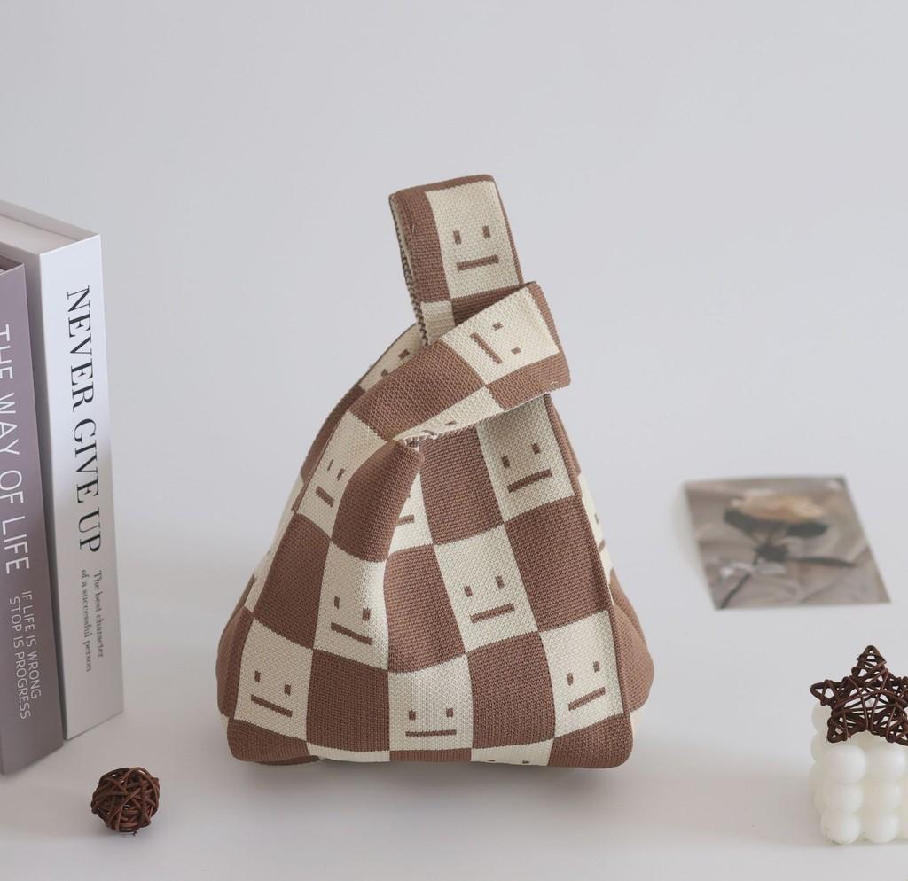 Trendy Knit Bucket Bag For Women Soft And Spacious Tote Bag With Eye-catching Patterns Ideal For Daily Wear And Gifts