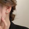 Small And Exquisite Pearl Stud Earrings Women'S Light Luxury High-End Sense Exquisite Fashion Elegant Temperament Simple And Versatile Earrings