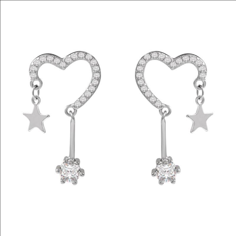 Korean Style Fashion Sparkling Heart & Star Stud Earrings: Women's Simple, Chic Design with a Touch of Personality