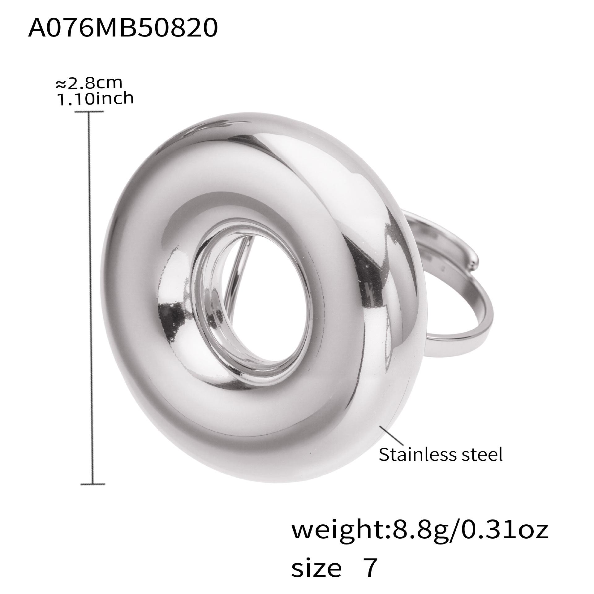 Qiong Yao 18K Gold-Plated Stainless Steel Hollow Circle Ring with Long-Lasting Color Retention