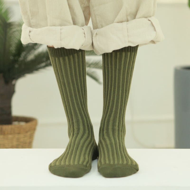 Bananasisters Brahms Knit Twisted Socks Khaki