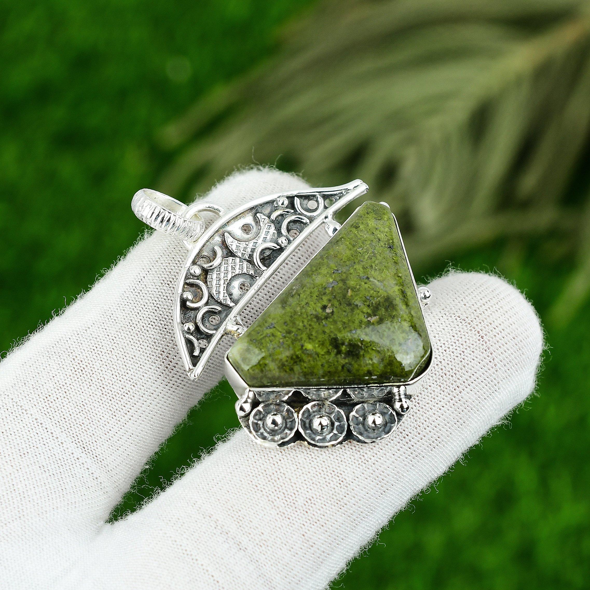 

Trillion Gogunjula Stone Birthday Daughter Bezel New Pendant 925 Sterling Silver