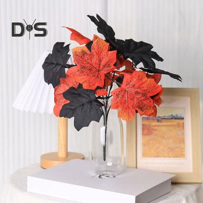 Künstlicher schwarzer Ahornblatt-Blumenstrauß, realistische Halloween-Kunstseide, Heimbüro, Tischdekoration, Kunstblatt-Zweigdekoration