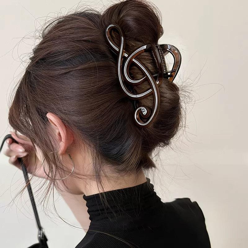 Fashion Leopard Mobius Strip Shape Hair Claw Clip For Women Large Size Barrettes Musical Note Hairpin Ponytail Hair Accessories