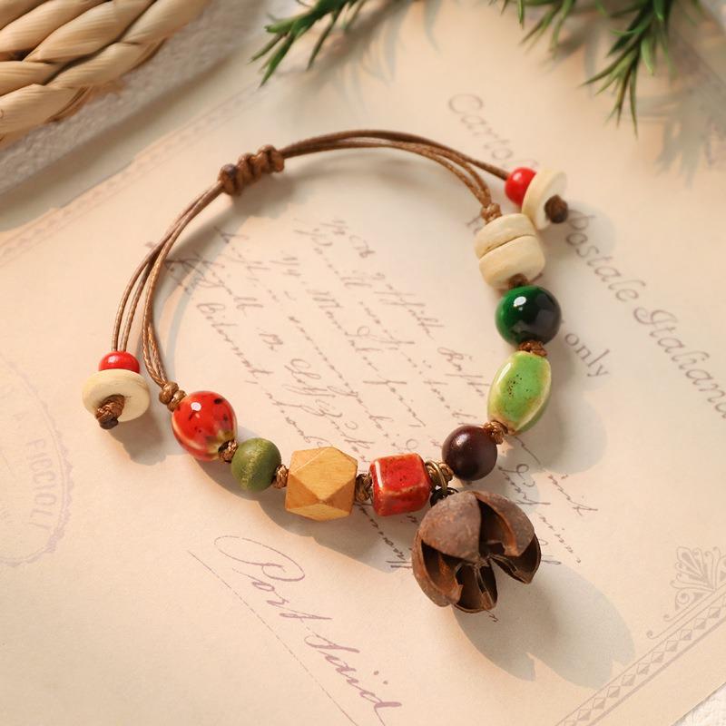 Retro Natural Plant Fruit Bracelet Hand Woven Acorn Hand Rope Women's Niche Literary Bracelet