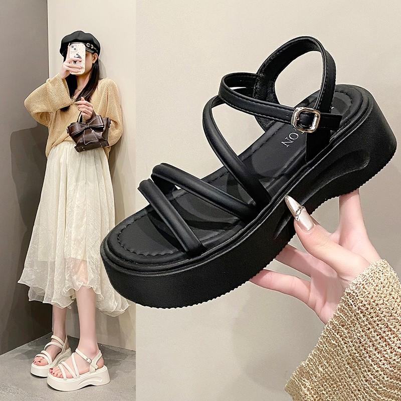 Retro Style Women's Summer Soft Sole Flats Sandals Fashion Outdoor Gladiator Footwear for Ladies