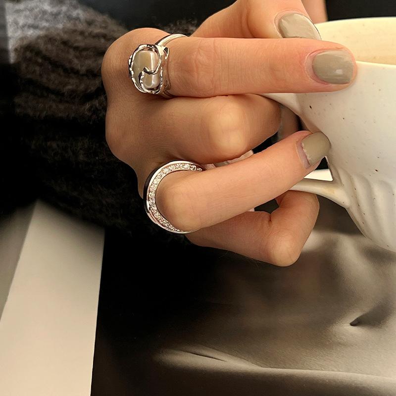 925 Geometric Stylish Silver Ring With Irregular Design And Pearl For Trendy Women Gifts