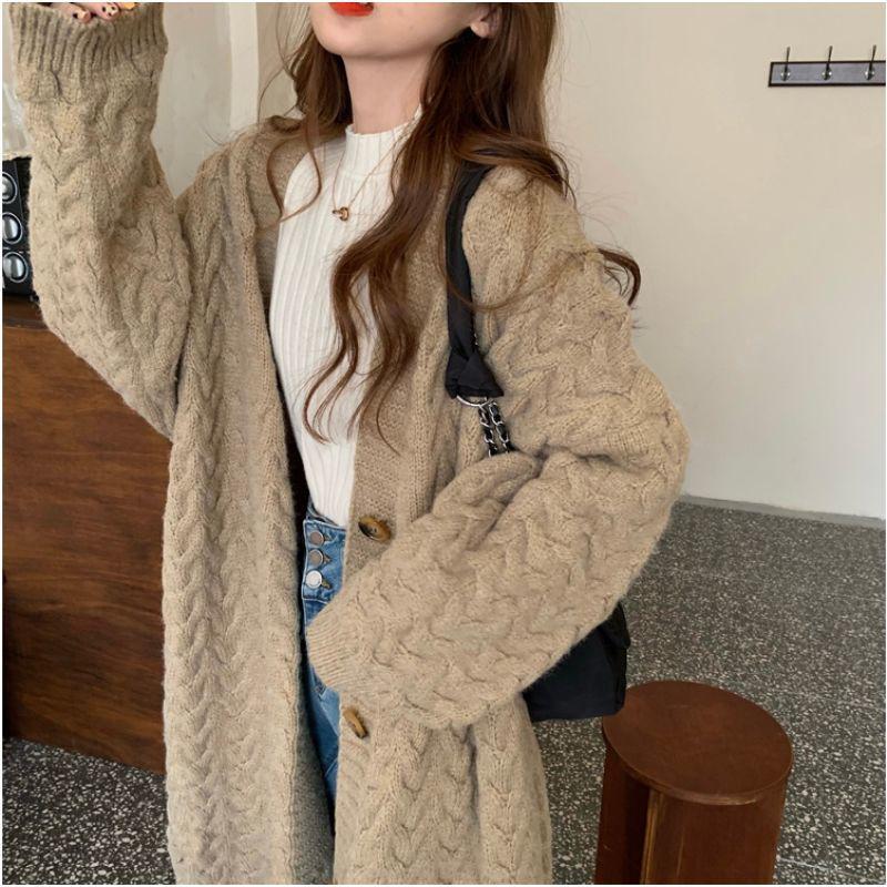 Women's Mid-Length Retro Knit Cardigan: Cozy, Loose Autumn/Winter Sweater Coat