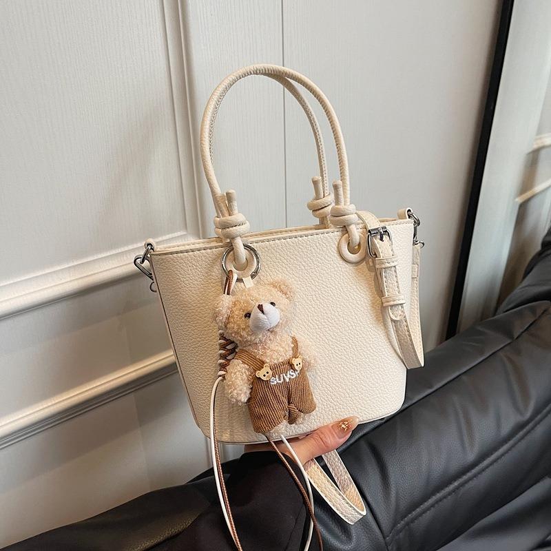 Premium hand bag women's new trendy spring fashion casual shoulder bag crossbody bucket bag