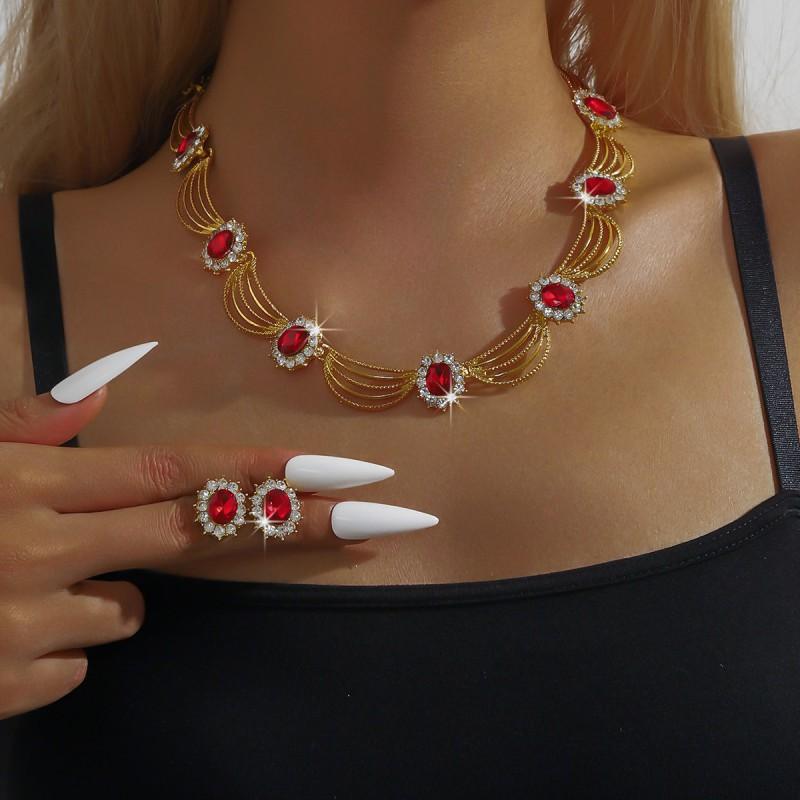 Elegant Vintage Style Black Gemstone Necklace Earrings Set Women Gold-Toned Alloy Chain Jewelry